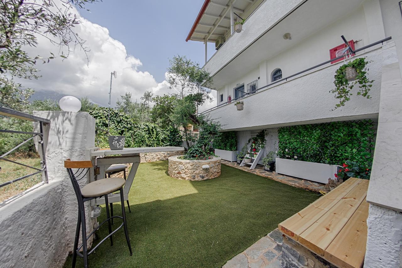 Stoúpa Irida Holiday Apartments מראה חיצוני תמונה